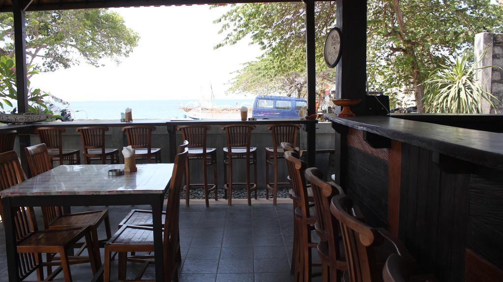 Hotel MaeMae Beach House Nusa Penida Exterior foto