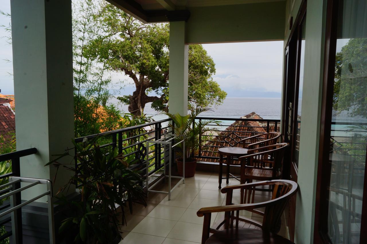 Hotel MaeMae Beach House Nusa Penida Exterior foto