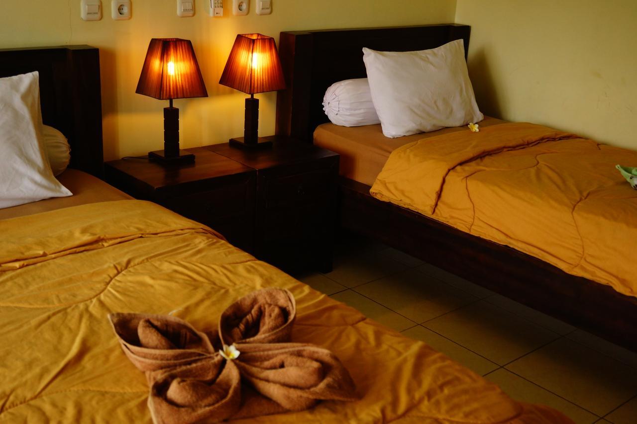 Hotel MaeMae Beach House Nusa Penida Exterior foto